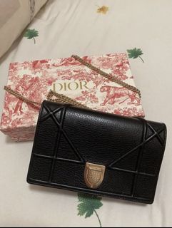 （分類：）位於 。 由 melmelz 提交（商品編號 1044093771，圖片 1）。簡介： 。