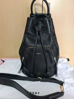 (Category: ) located in . Submitted by clover_closet (Listing ID 1044036310, Image 1). Description: .