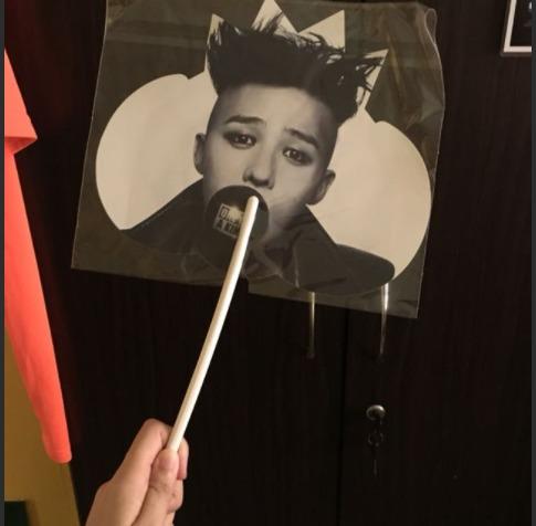 G Dragon One Of A Kind Concert Uchiwa Cheering Fan Big Bang Entertainment K Wave On Carousell