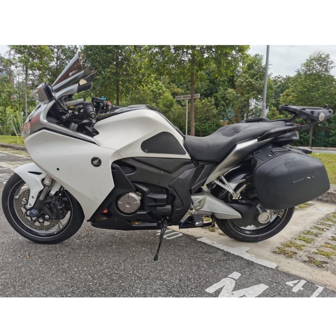 Honda vfr discount 1200fd