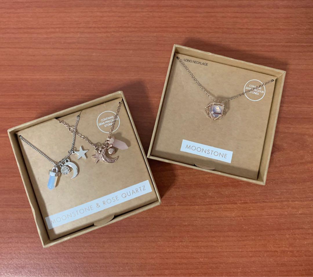 Lovisa moonstone store necklace