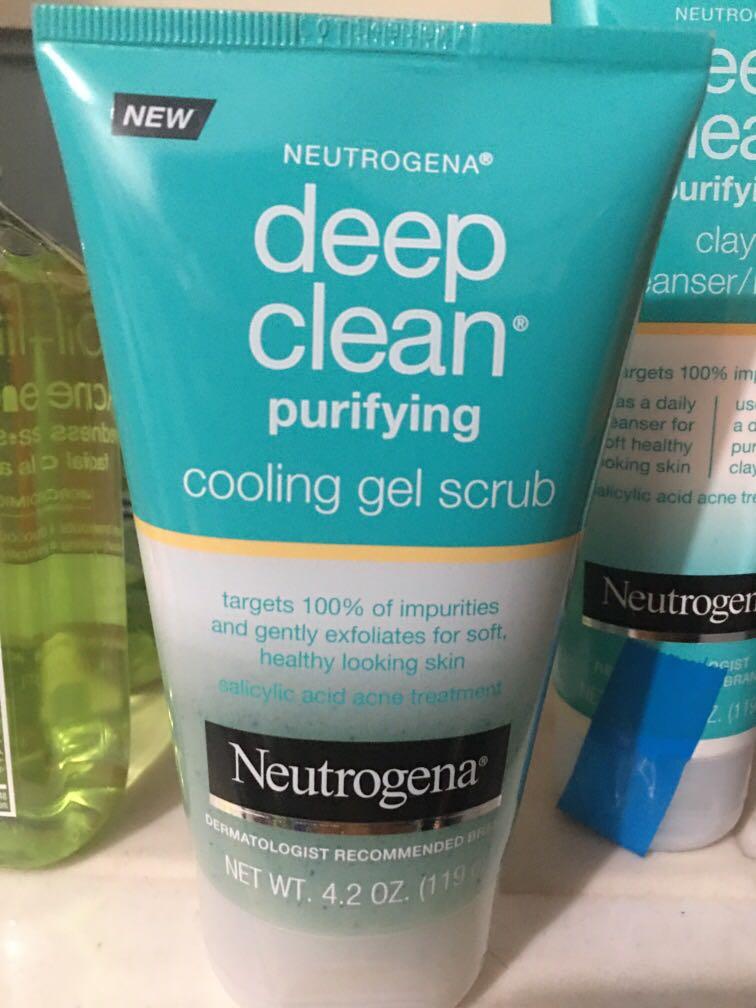 neutrogena deep clean purifying cooling gel scrub