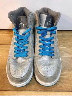 NIKE AIR JORDANS LEATHER