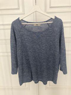 Oasis blue knit with silver thread