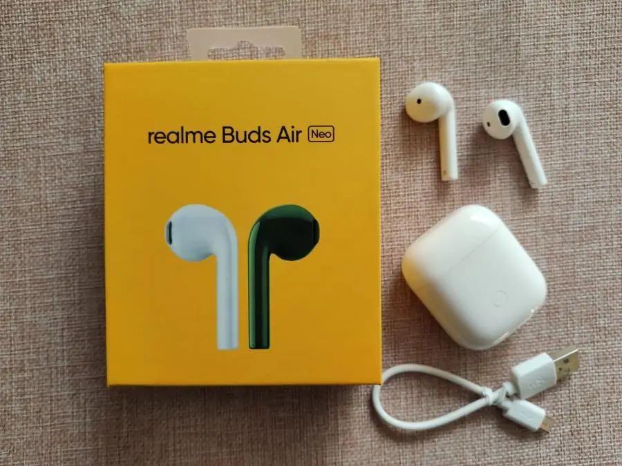 Realme buds air neo Audio Earphones on Carousell