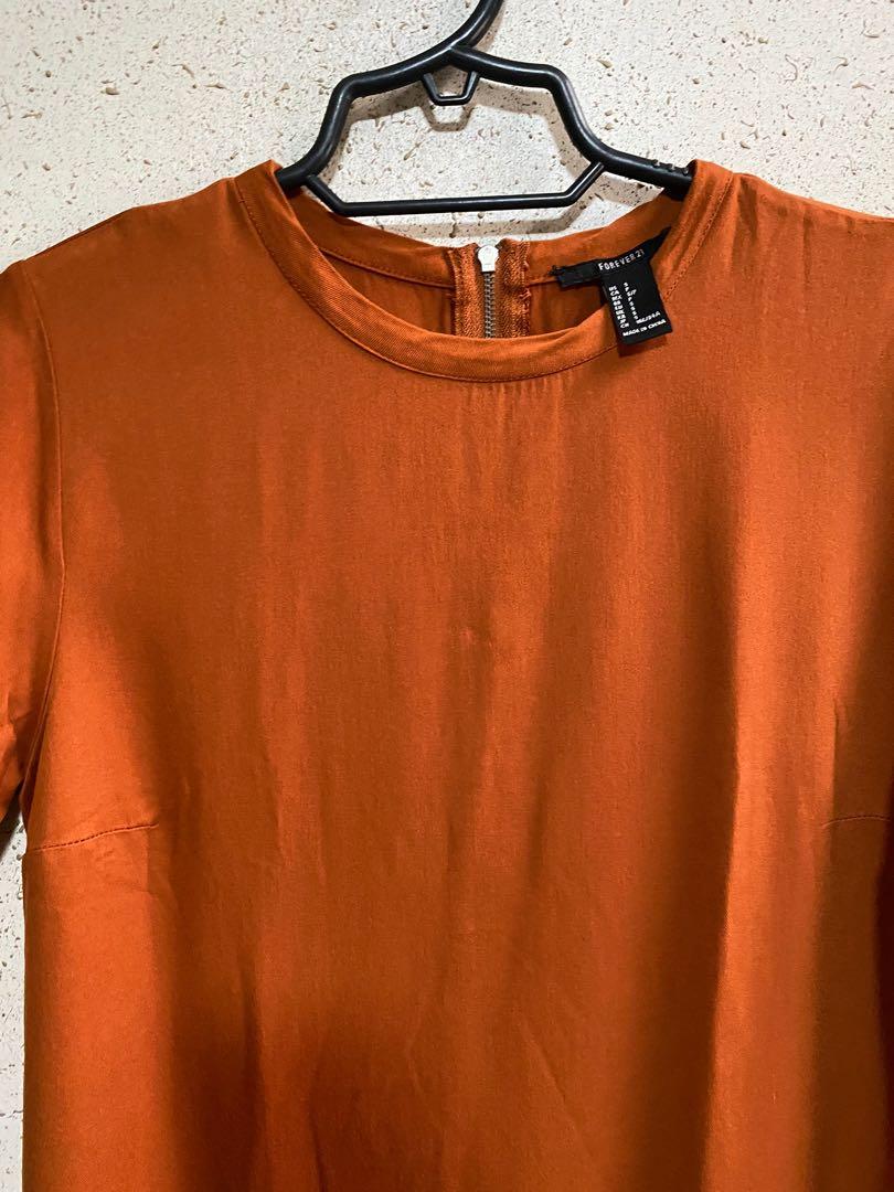 F21 Rust orange box shirt (Category: Shirts) located in Cebu City. Submitted by trinating (Listing ID 1044122406, Image 3). Description: 📍pickup: ESDI Magallanes (office hours) 📍pickup: Avalon Condominium lobby 📍Meetup: Ayala Center Cebu (weekends) 🛵Delivery: Lalamove/ Grab delivery 💎MOP: BDO/ MBTC/ Gcash (NO cod) 📱PM for details on preferred MOP 👉🏻delivery fee shouldered by buyer.