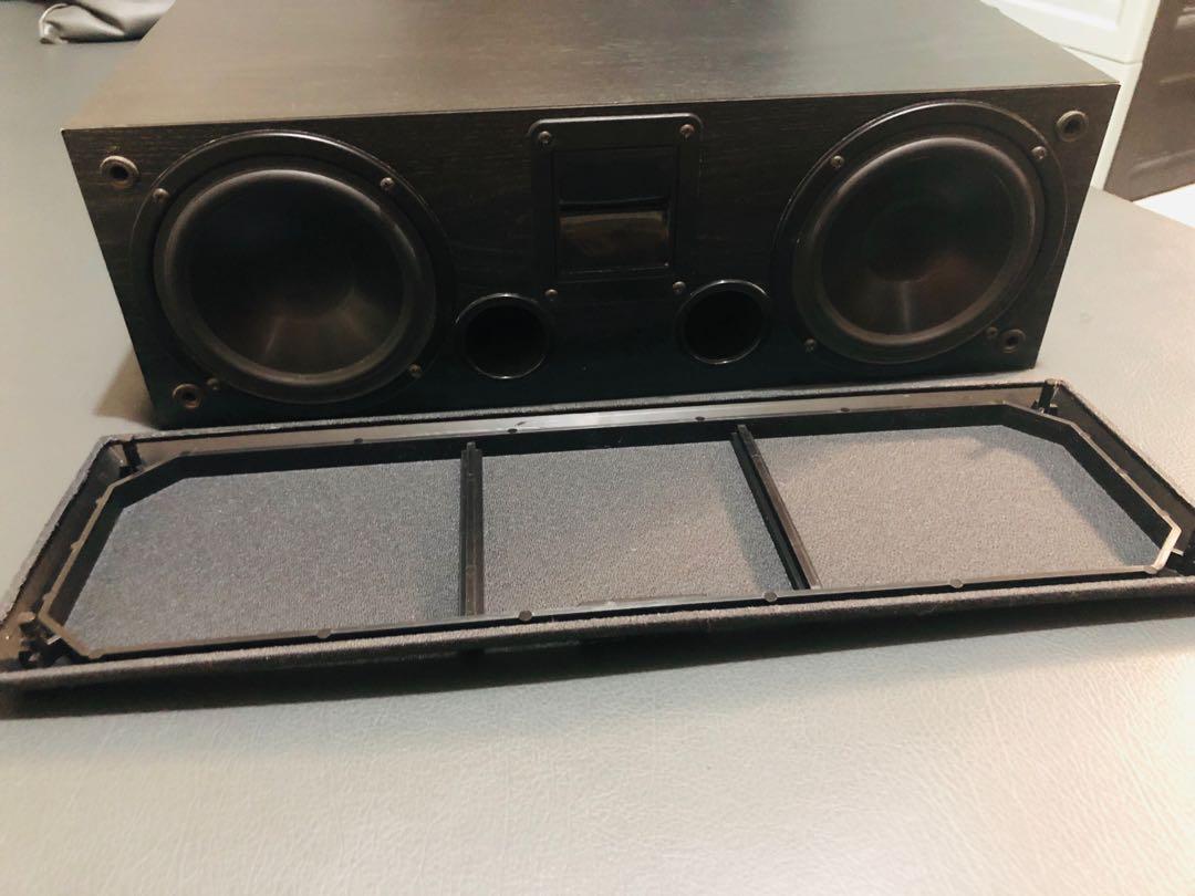 Toshiba Center Speaker SSC5300 (Category: Soundbars, Speakers & Amplifiers) located in Pasig City. Submitted by jengidol (Listing ID 1044043577, Image 1). Description: Linaeum Ribbon tweeter, good for entry level ht setup, slight nego.