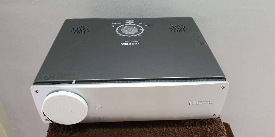 TOSHIBA TDP-T90 PROJECTOR, TV \u0026 Home 