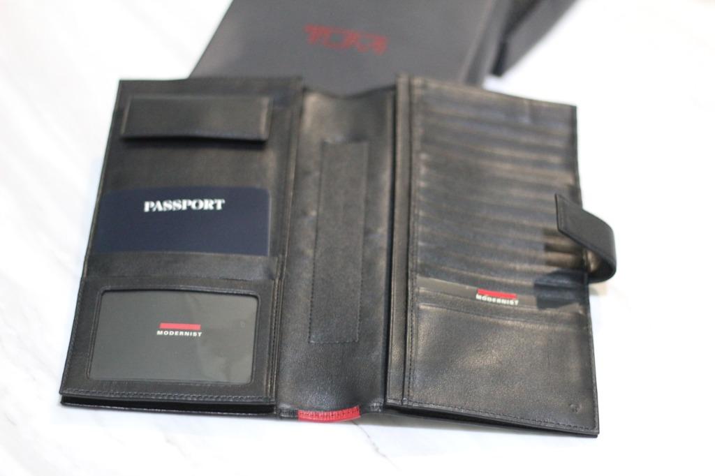 Tumi modernist wallet deals