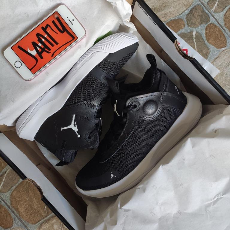 jordan jumpman zoom