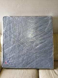 （分類：）位於 。 由 vkcny 提交（商品編號 1044248372，圖片 1）。簡介： 。