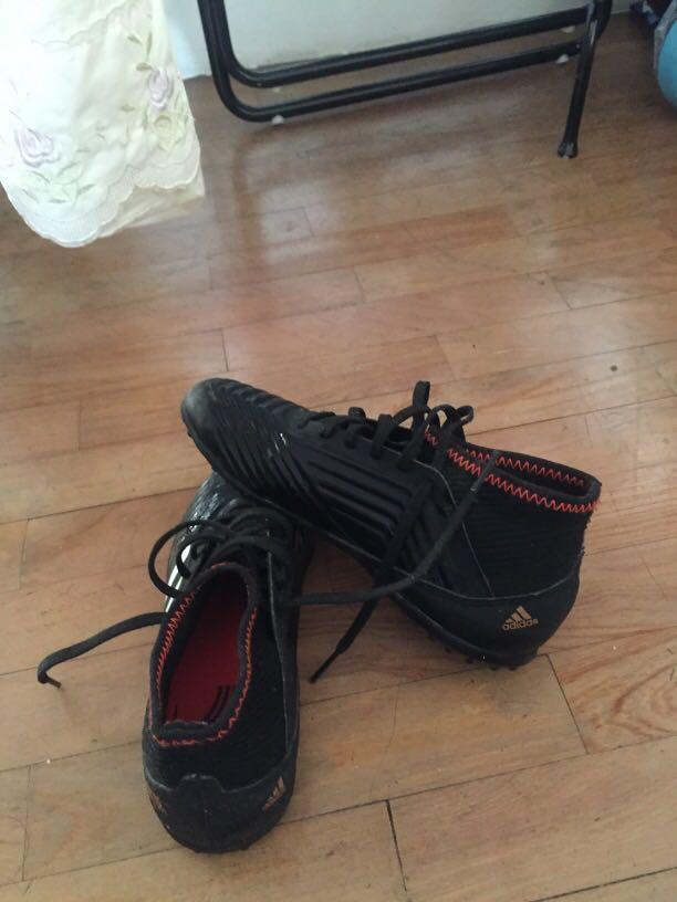 predator turf shoes