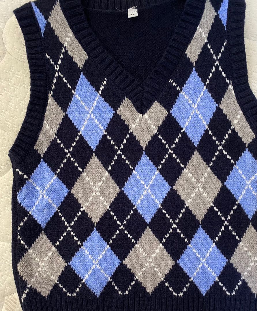 y2k brandy blue argyle vest, Women's Fashion, Tops, Other Tops on Carousell