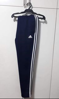 (Category: ) located in . Submitted by declutter_my_closet (Listing ID 1044407171, Image 1). Description: .
