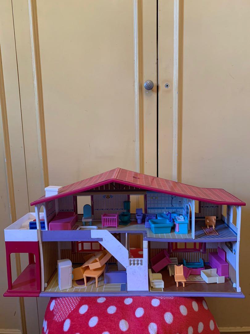 90s dollhouse
