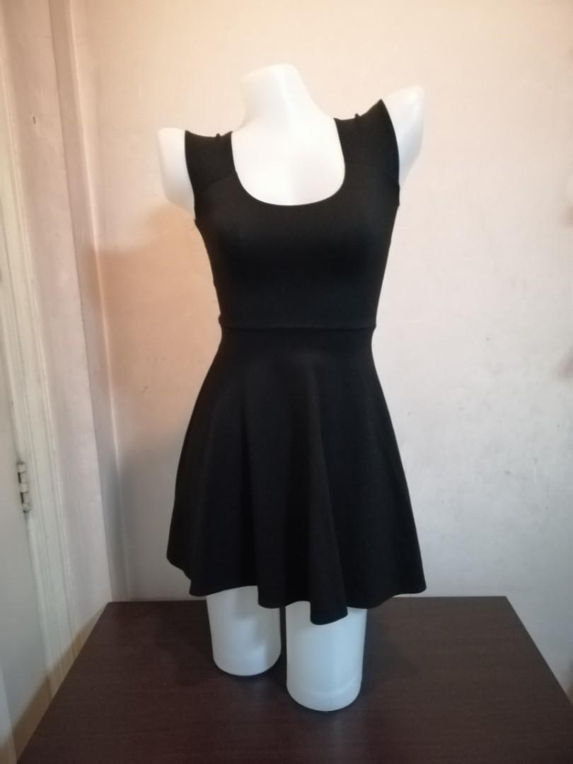 backless day dress