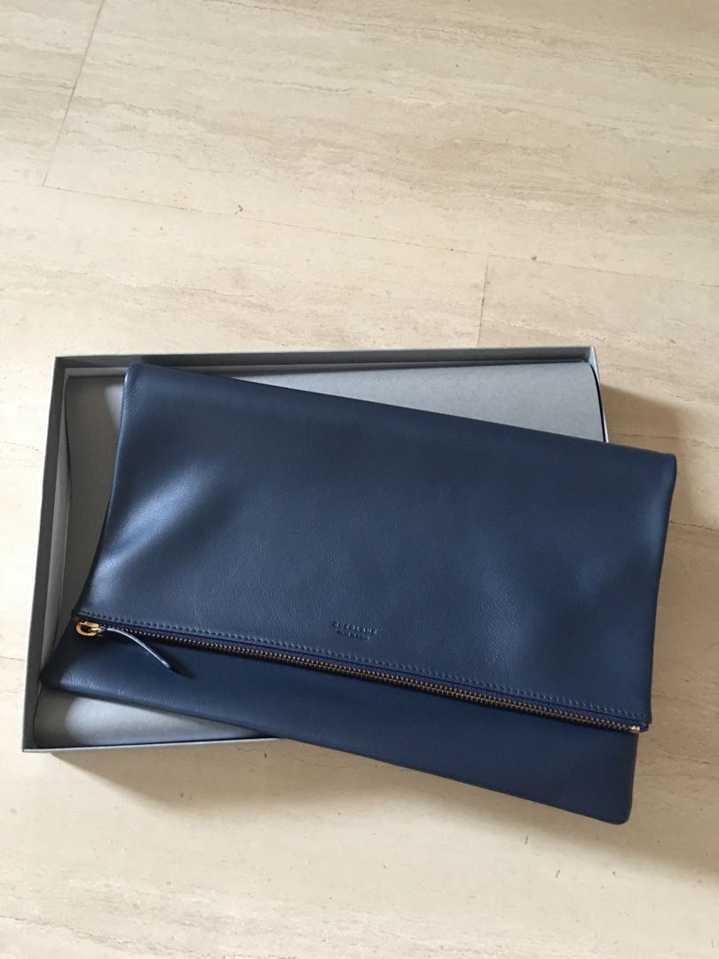 Everlane clutch hotsell