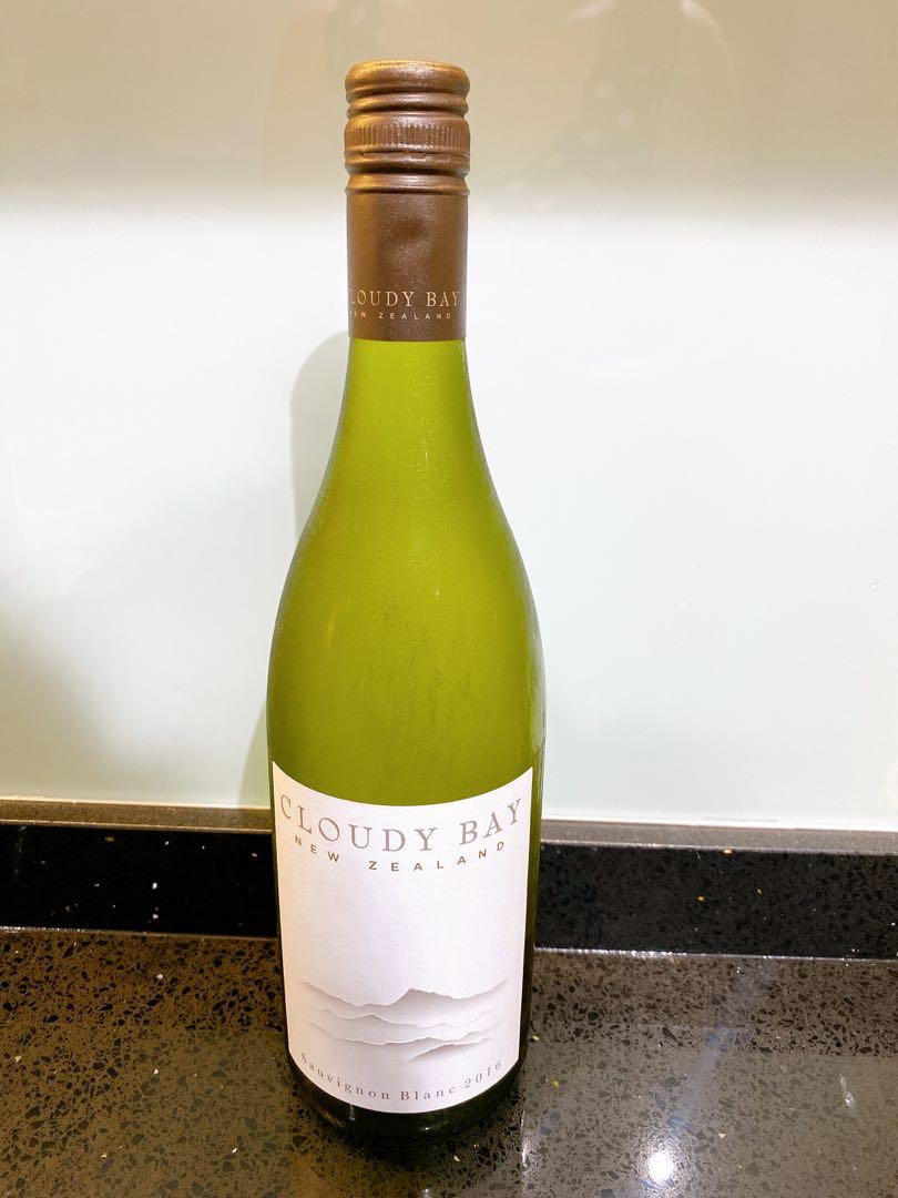 Cloudy Bay Sauvignon Blanc 16 Food Drinks Beverages On Carousell
