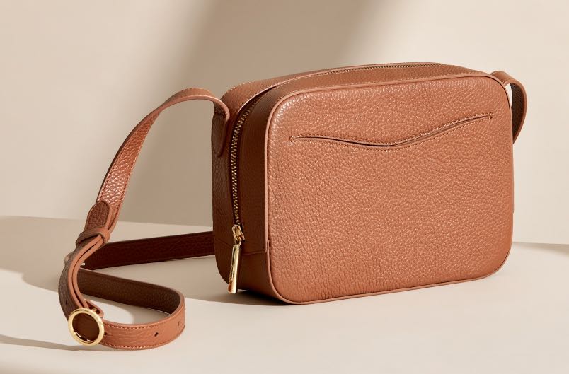 Cuyana camera bag online
