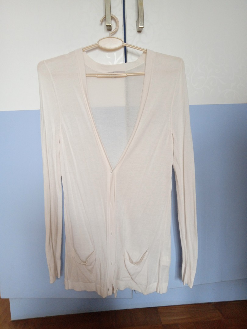 Gap white cardigan