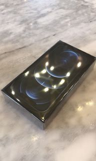 （分類：）位於 。 由 whatiscar0usell 提交（商品編號 1044255427，圖片 1）。簡介： 。