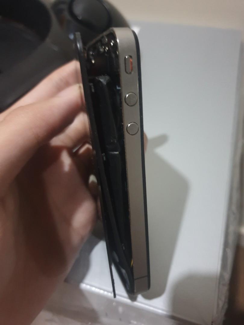 Iphone 4? Black (Defective) (Category: Others) located in Quezon City. Submitted by itemsforadoption (Listing ID 1044365455, Image 2). Description: Rfs: Coming back from my quarantine break to post more items to sell. I'll probably post more than 50 items over the course of these few days. Item Description: Have no clue what happened here, was probably misplaced and squished by something else. Selling for parts, no clue if you can still repair th