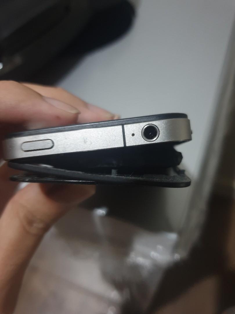 Iphone 4? Black (Defective) (Category: Others) located in Quezon City. Submitted by itemsforadoption (Listing ID 1044365455, Image 3). Description: Rfs: Coming back from my quarantine break to post more items to sell. I'll probably post more than 50 items over the course of these few days. Item Description: Have no clue what happened here, was probably misplaced and squished by something else. Selling for parts, no clue if you can still repair th