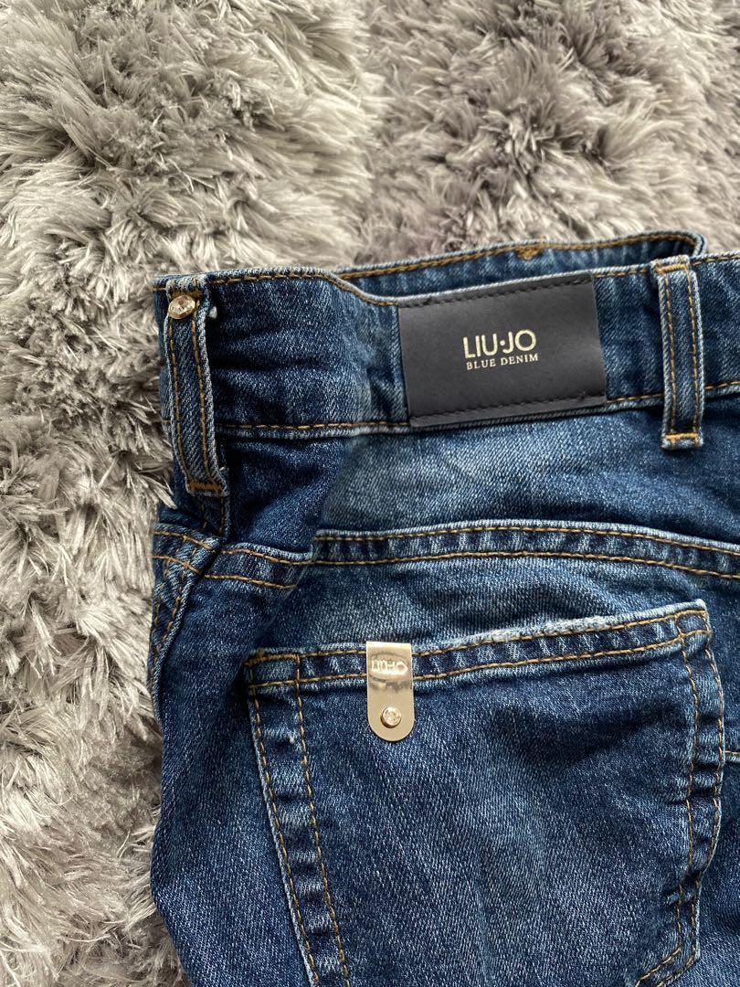 size 28 jeans waist size