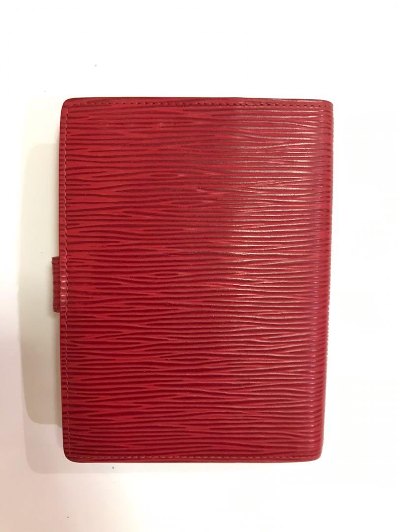 Louis Vuitton Agenda PM (Category: Luxury Bags & Wallets) located in Cavite. Submitted by summerbyy (Listing ID 1044328065, Image 2). Description: Authentic From Japan Good condition.