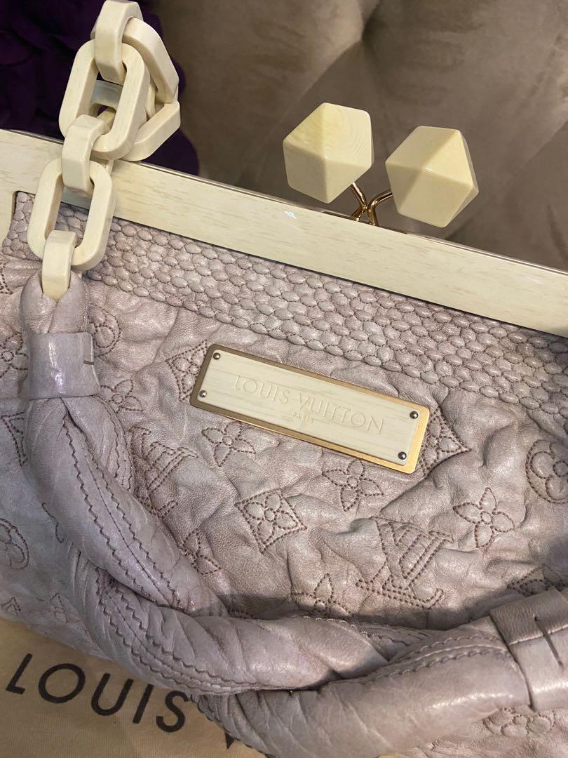 Bà hoàng Hermes chi tiền mua túi Louis Vuitton về để lấp chỗ trống trong tủ