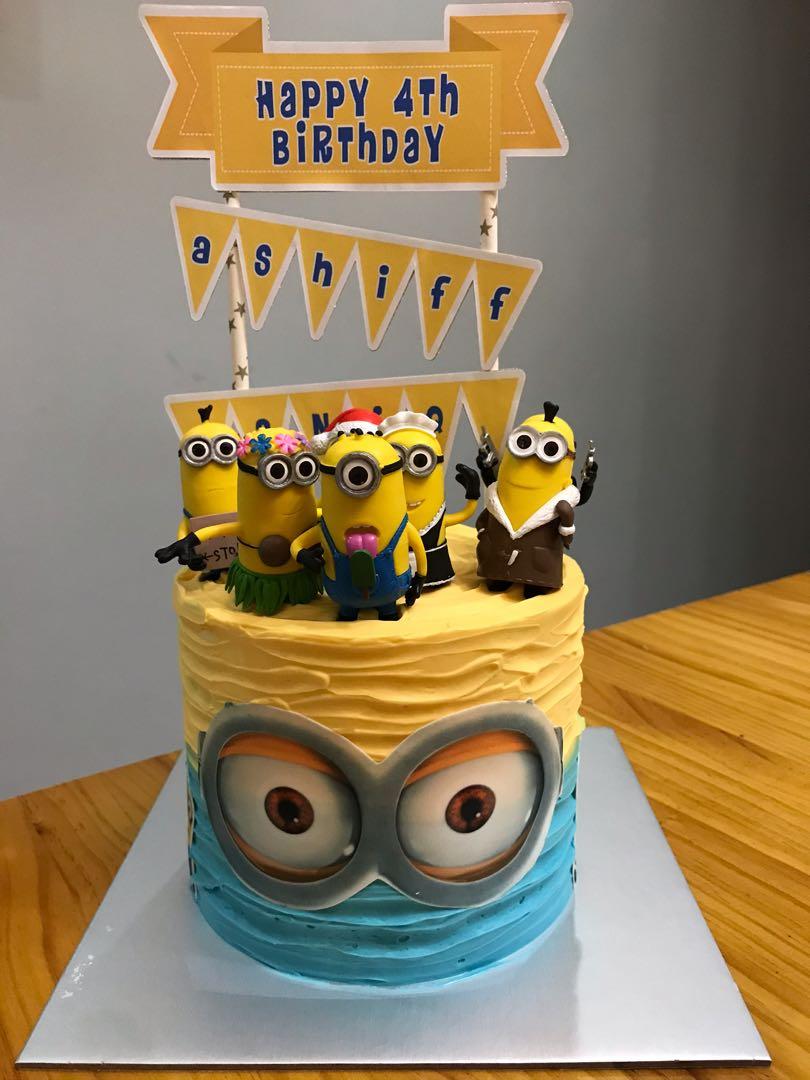 4 Types of Minion Themed Cakes to fall in love with | by Lococina.in |  Medium