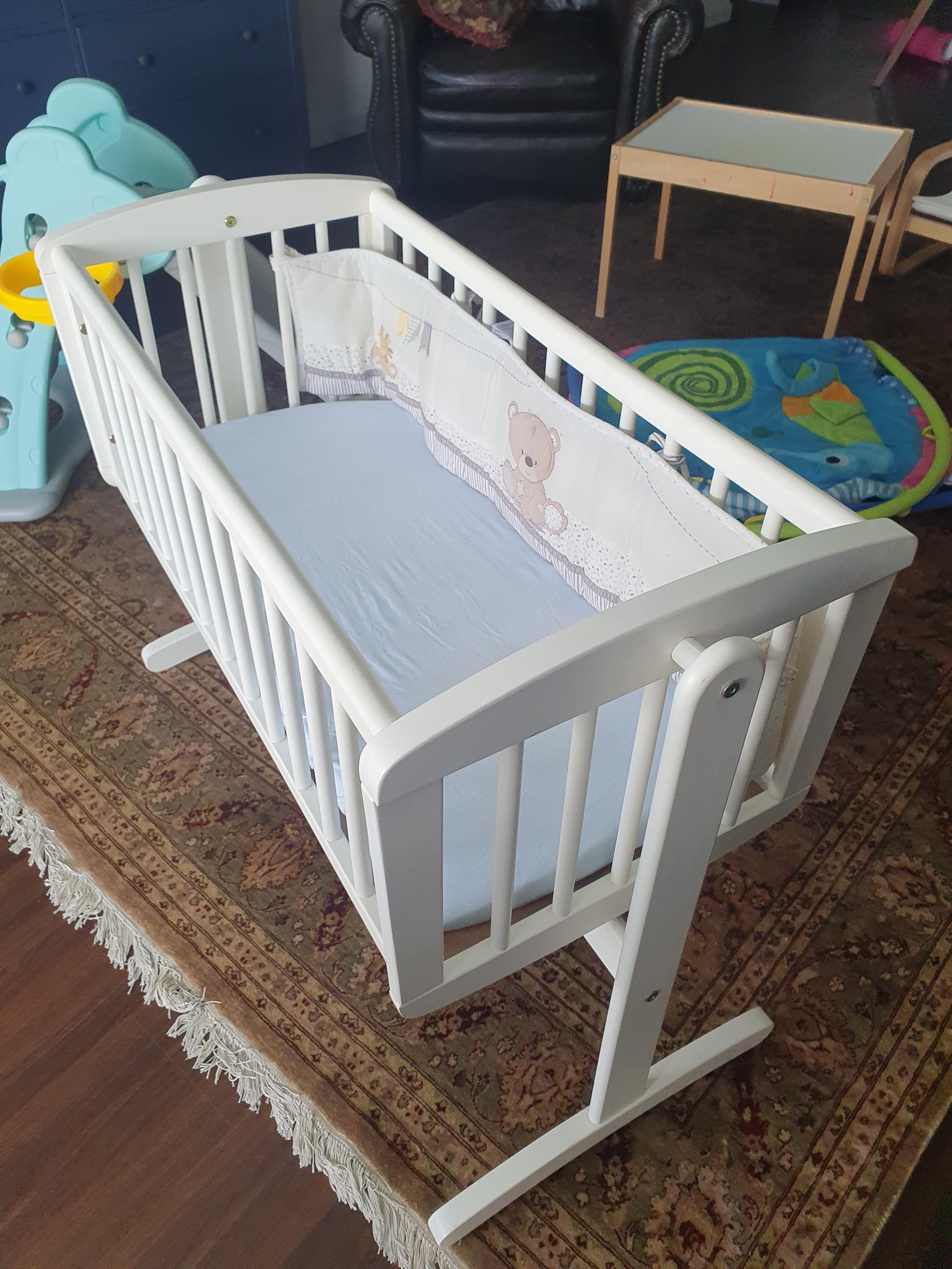 Swinging crib mattress mothercare discount