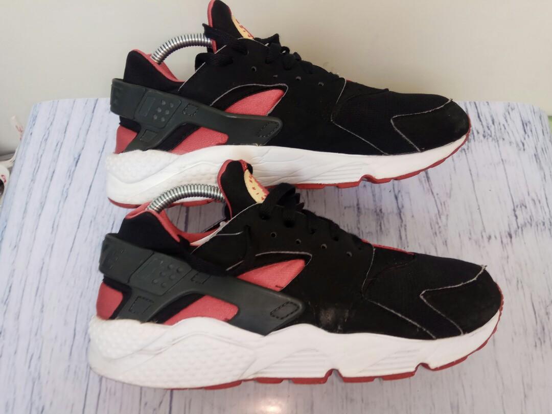 Nike air cheap huarache bred