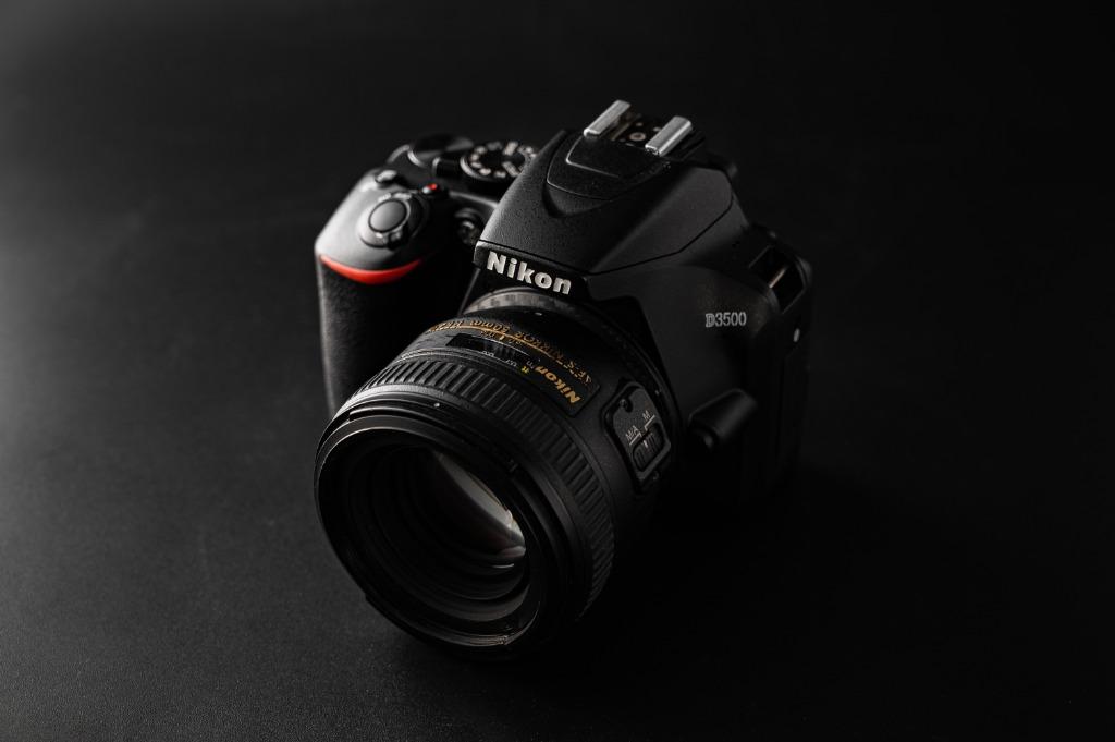 Nikon D3500 DSLR Camera AF S NIKKOR 50mm f 1.4G Lens
