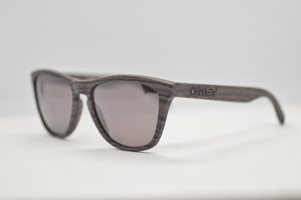 Frogskins woodgrain shop