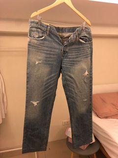 size 10 in hollister jeans