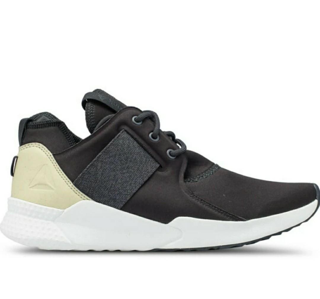 Reebok women's guresu hotsell 1.0 training shoes