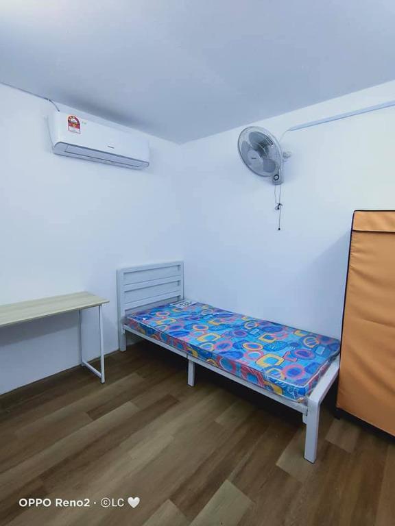 Room Rent Bandar Puchong Jaya Walking Distance Lrt Station Property Rentals On Carousell