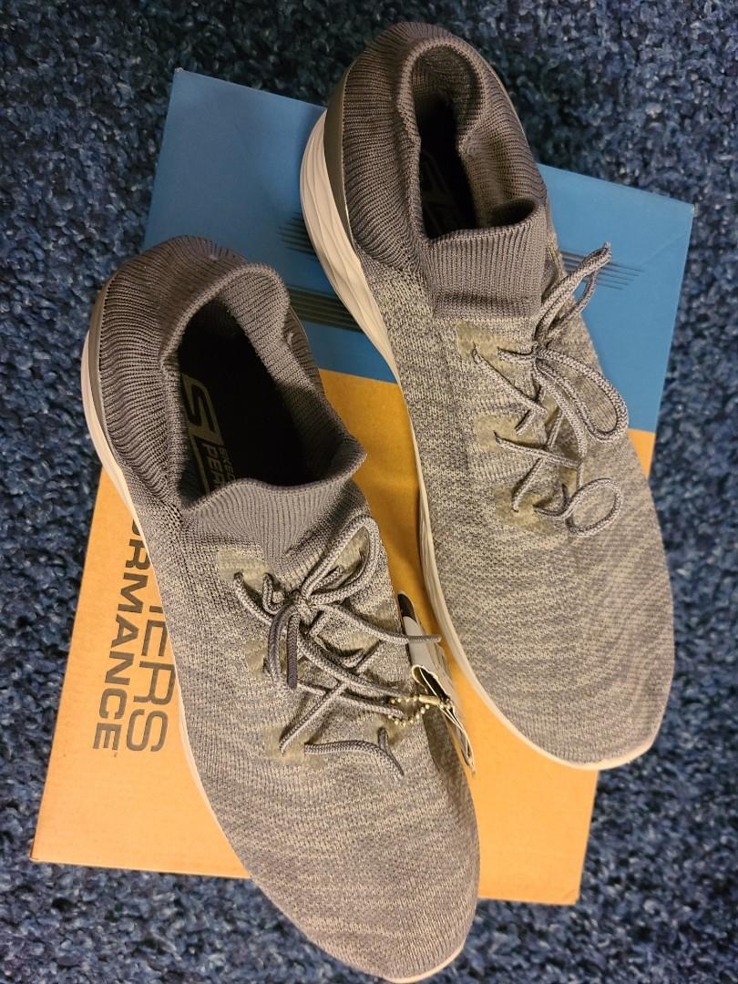 men's skechers gostrike