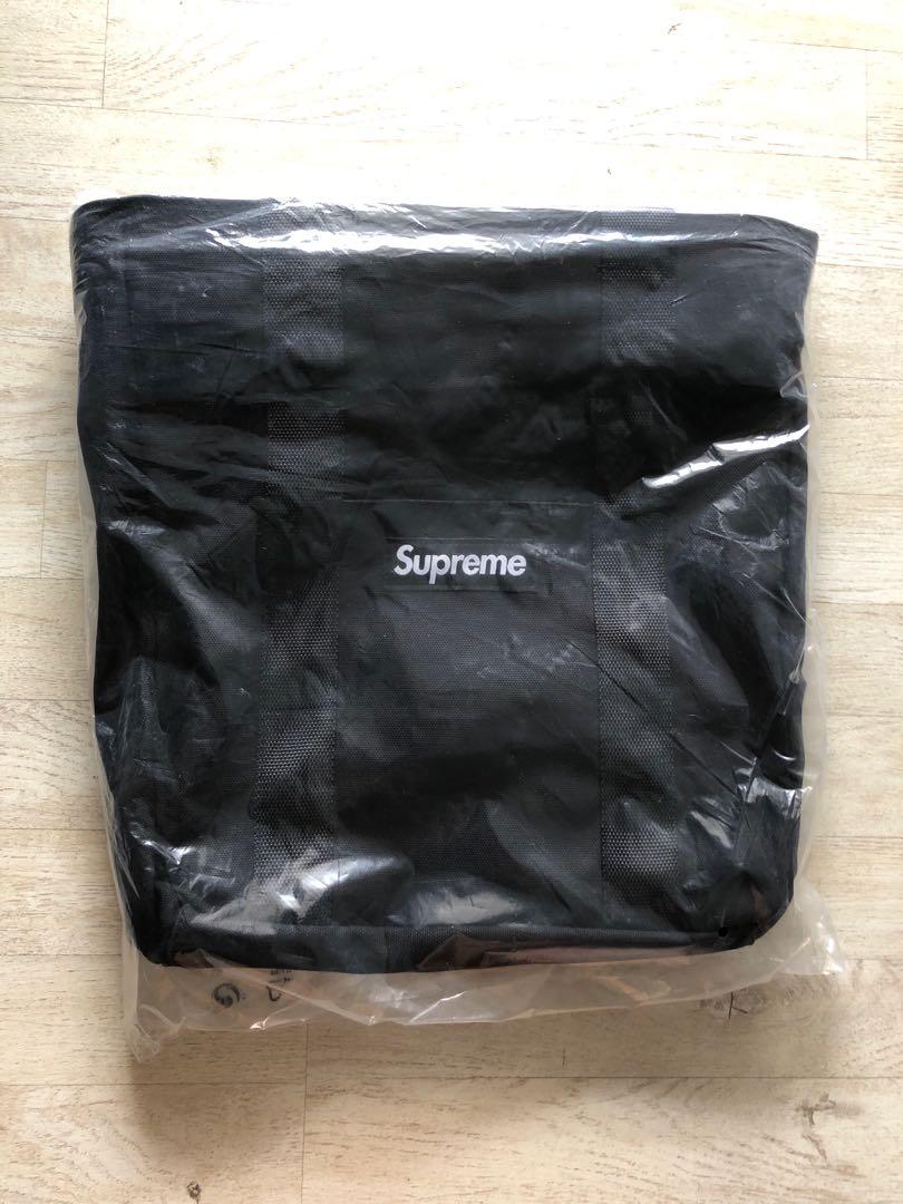 Supreme Canvas Tote Bag, Men's Fashion, Bags, Sling Bags on Carousell
