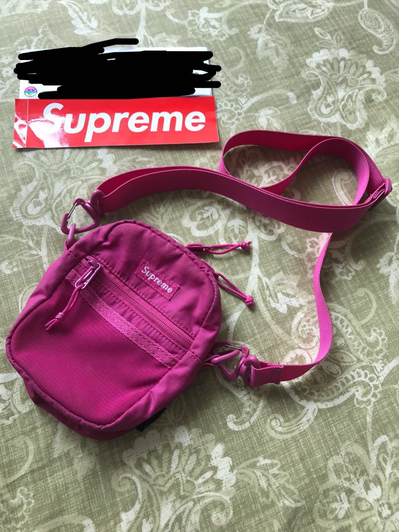 SUPREME SHOULDER BAG