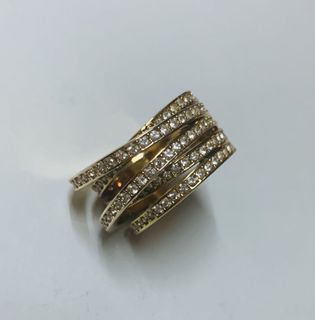 （分類：）位於 。 由 024451 提交（商品編號 1044355624，圖片 1）。簡介： 。