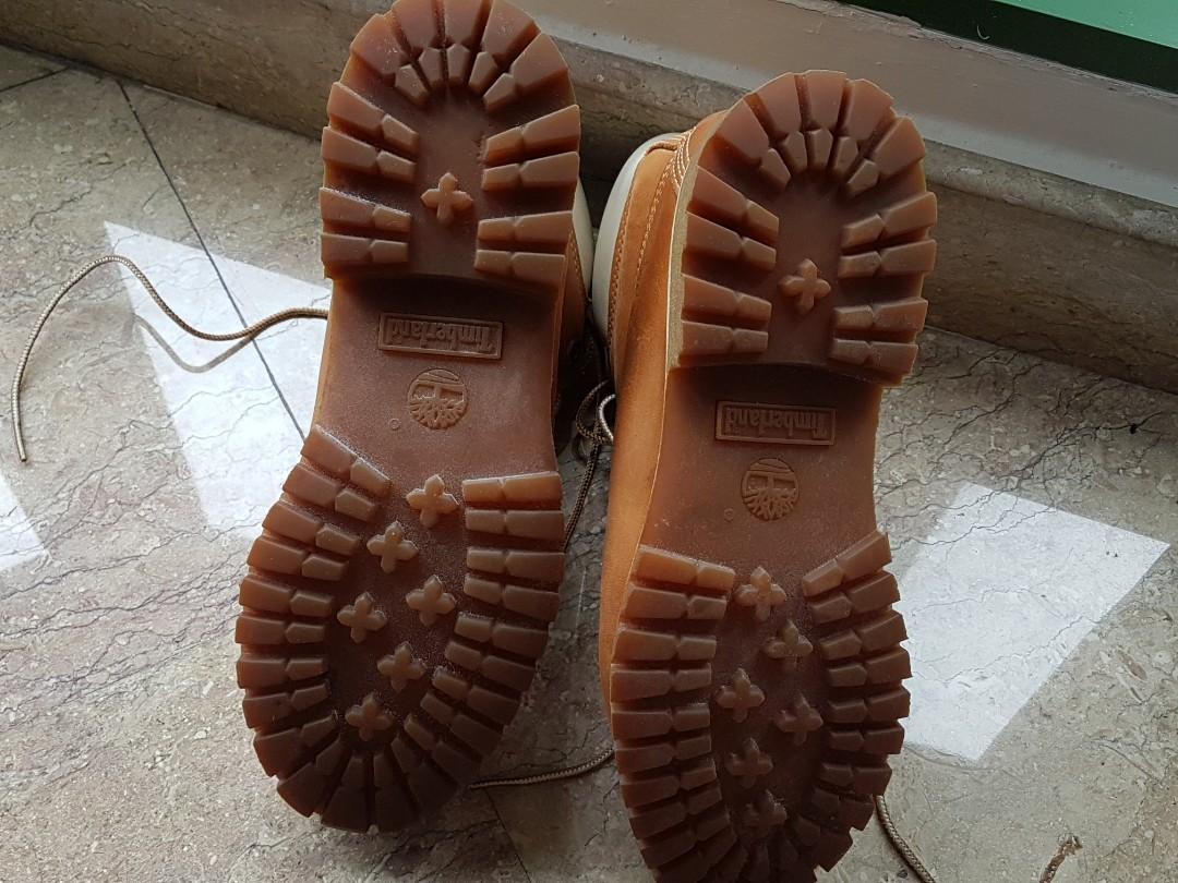 Timberland Women s Classic 6 waterproof boot US size 9M Women s Fashion Footwear Boots on Carousell
