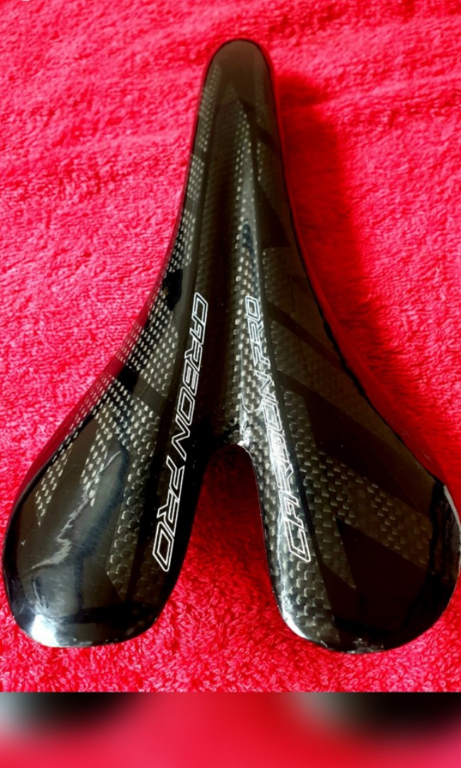 Time store carbon saddle