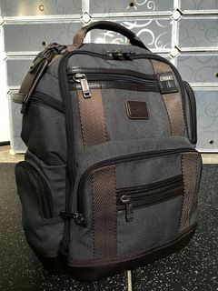 Tumi kingsville deluxe brief pack discount