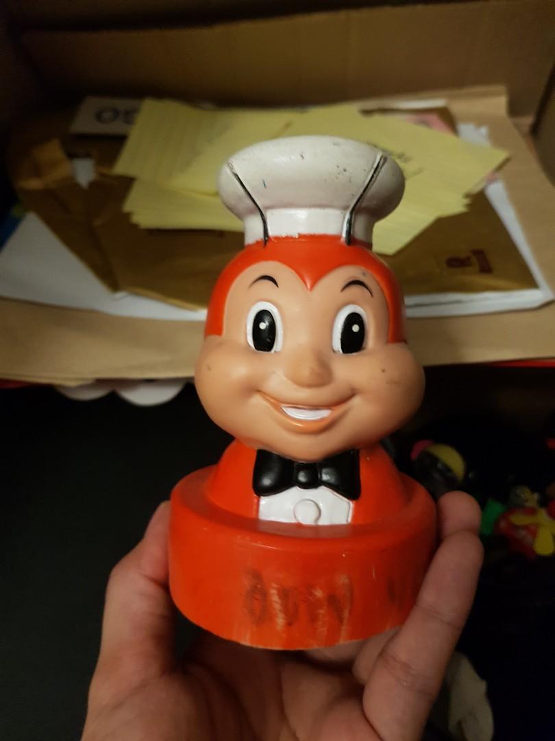 Vintage Jollibee Jolly Bust (Category: Vintage Collectibles) located in Mandaluyong City. Submitted by urumikanzaki (Listing ID 1044396550, Image 1). Description: Not sure if this came from a jug or tumbler..
