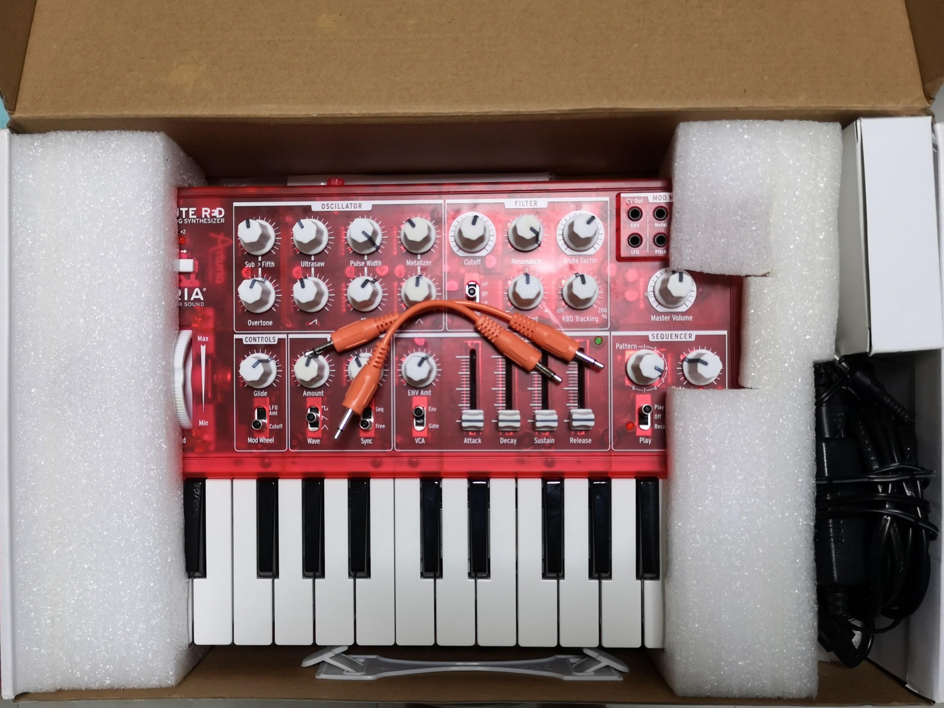 Microbrute red shop