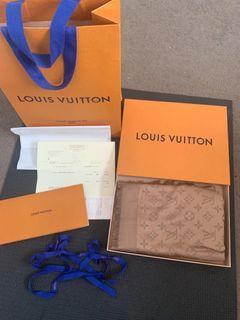 Authentic Louis Vuitton Shine Shawl in Cappucino - Barely-worn Condition
