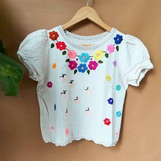 Baju bordir tangan
