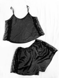 (Category: ) located in . Submitted by prelovedition (Listing ID 1044559880, Image 1). Description: .